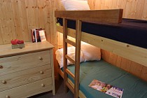 Val Thorens | Les Cimes De Caron - CC1102 - slaapkamer met kastje en stapelbed